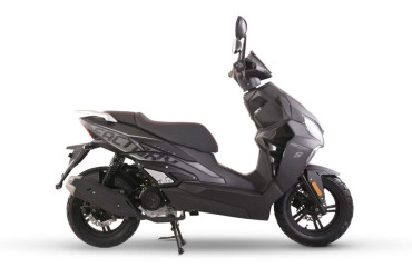 Skuter Factory 50 Blackmoon