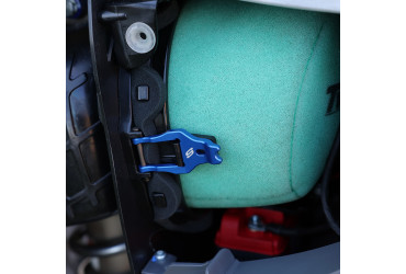 LOCKING LEVER SET
