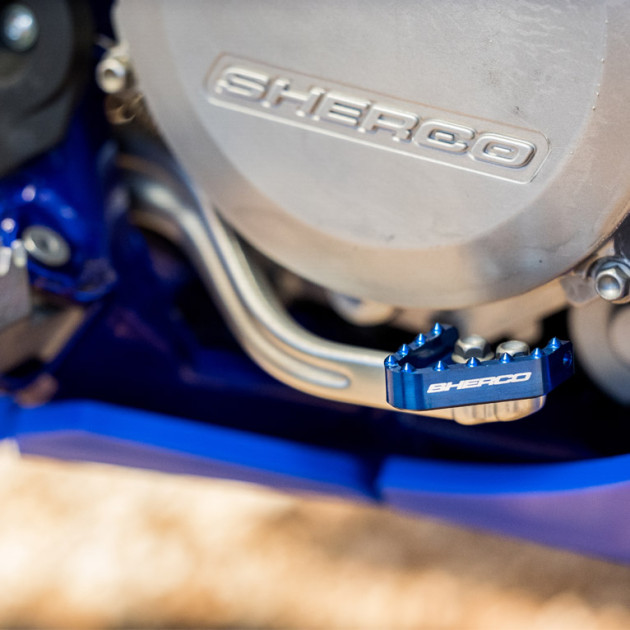 REAR BRAKE LEVER STEP PLATE ALU WITH PINS